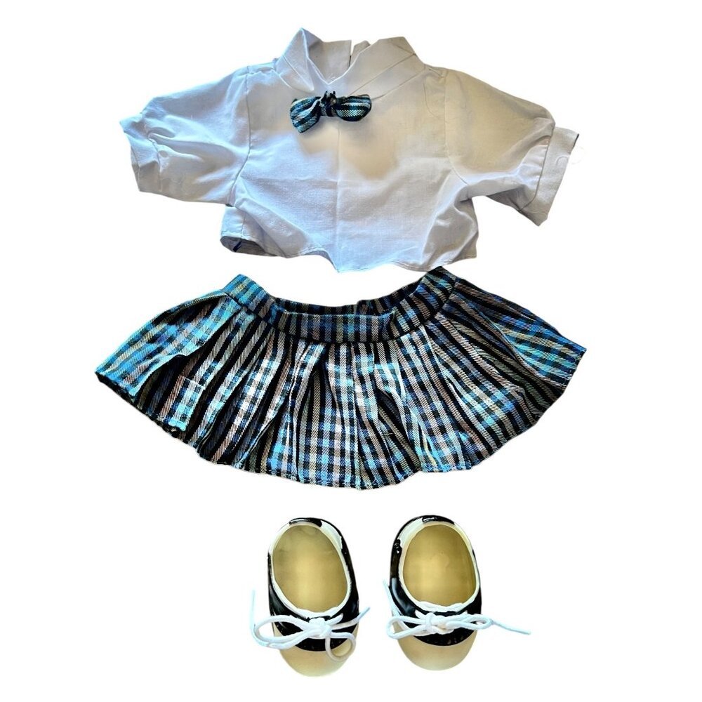 THT Doll’s School Outfit, Skirt, Shirt, Bow tie, Oxford Shoes